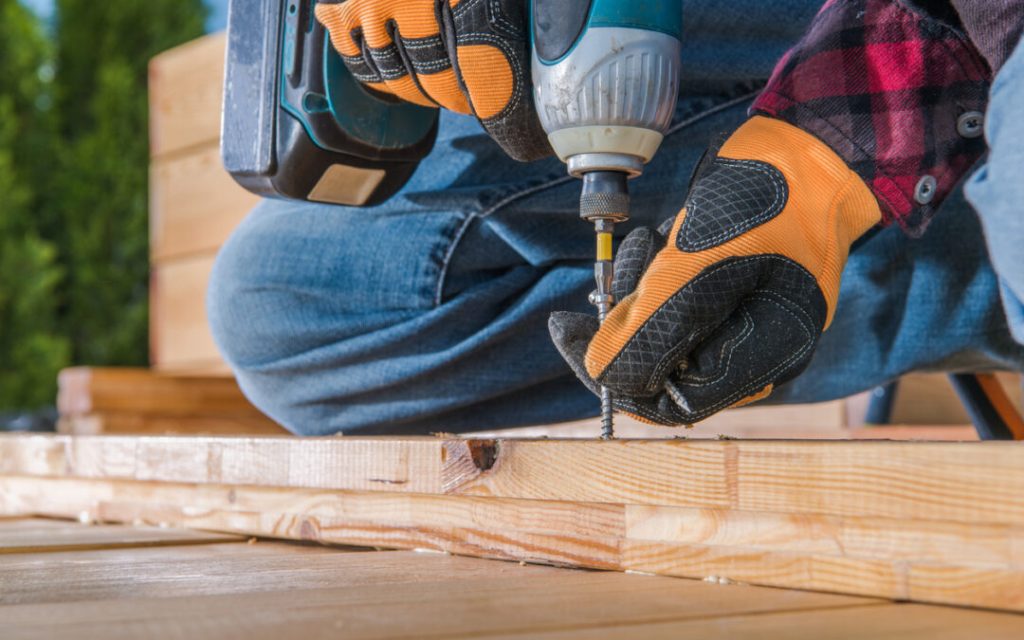 Should You Build Your Own Deck 1080x675